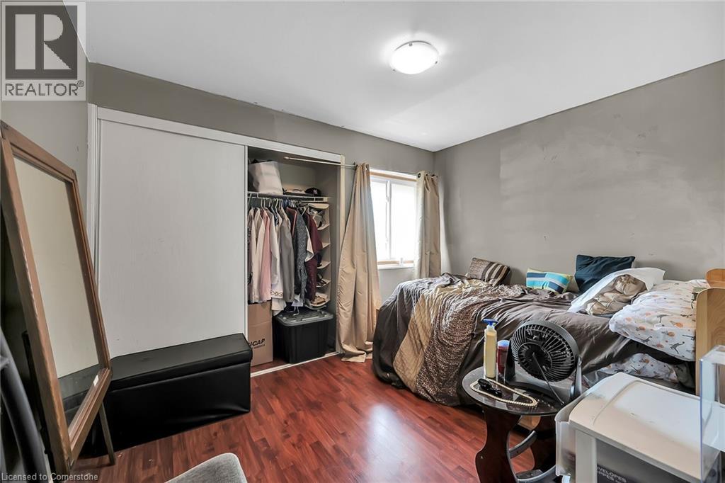 Photo 17 of 25 Redbury Street Unit 18, Hamilton ON