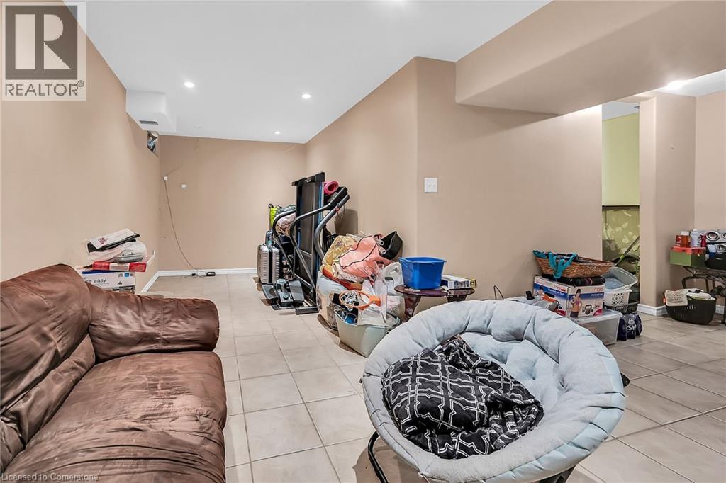 Photo 20 of 25 Redbury Street Unit 18, Hamilton ON
