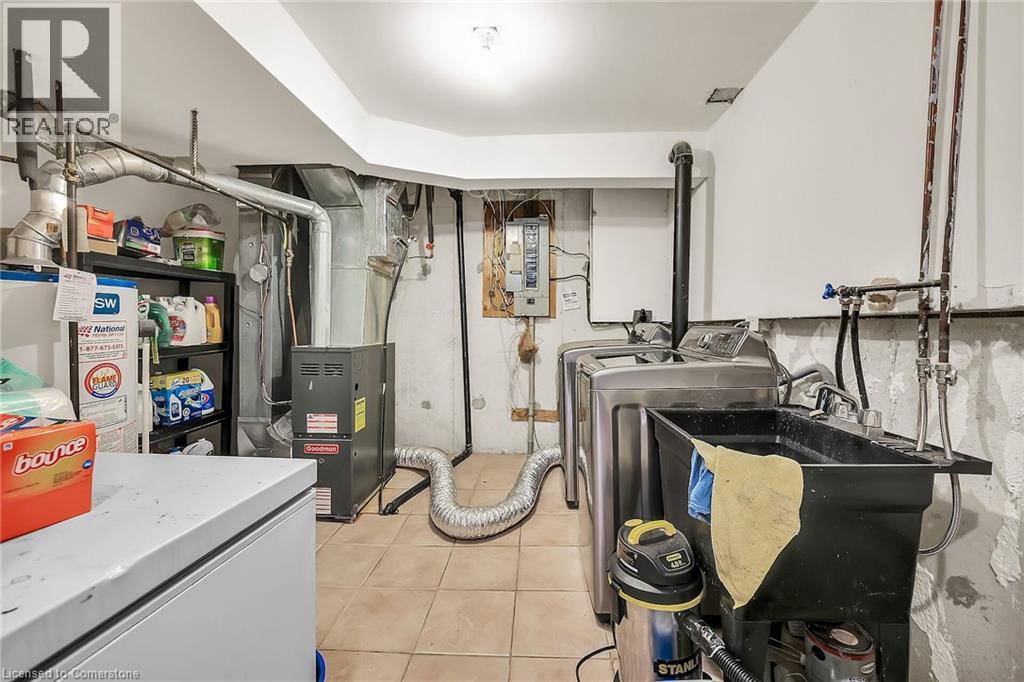 Photo 21 of 25 Redbury Street Unit 18, Hamilton ON
