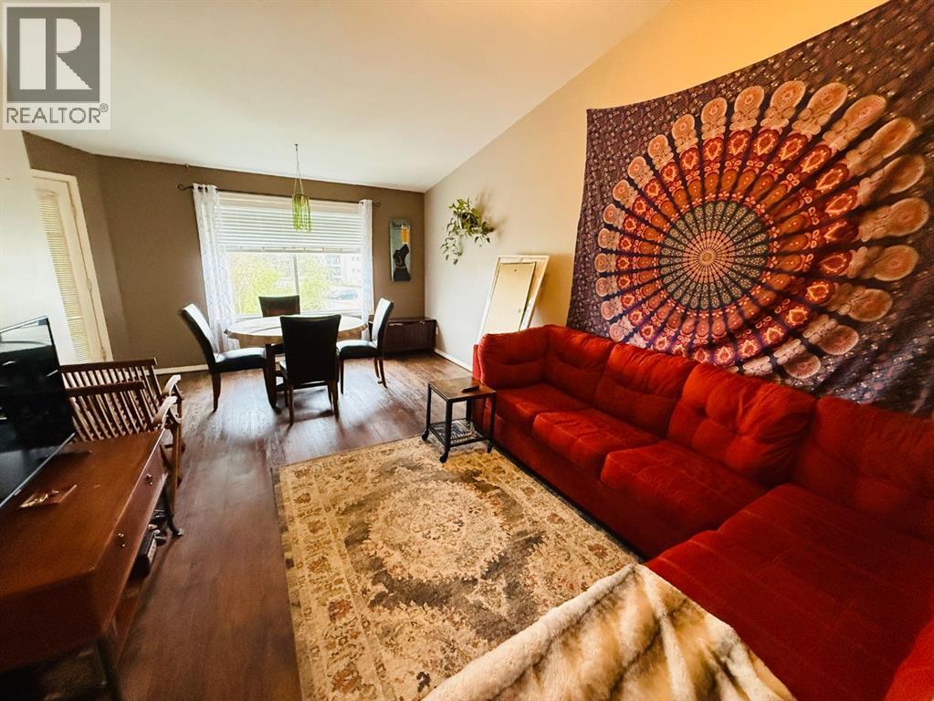 Photo 10 of 312 620 Columbia Boulevard W, Lethbridge AB
