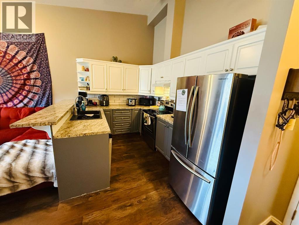 Photo 6 of 312 620 Columbia Boulevard W, Lethbridge AB