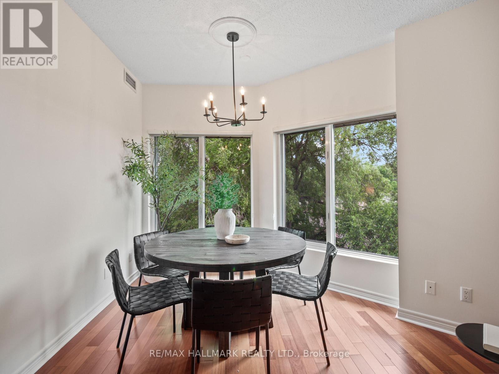 Photo 20 of 413 211 Randolph Road, Toronto ON