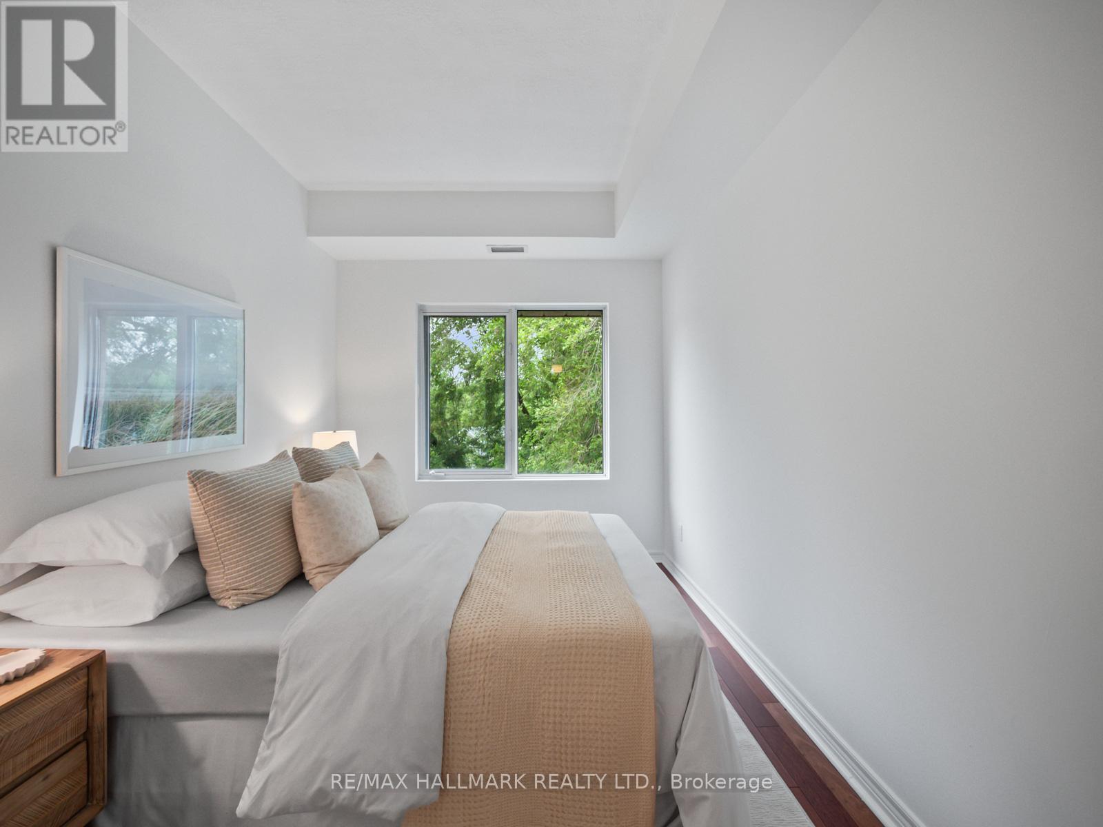 Photo 24 of 413 211 Randolph Road, Toronto ON