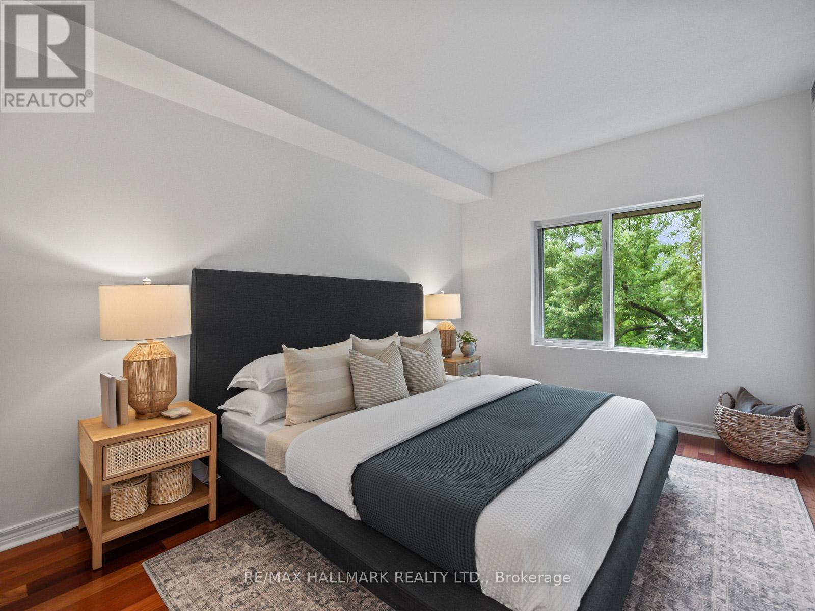 Photo 30 of 413 211 Randolph Road, Toronto ON