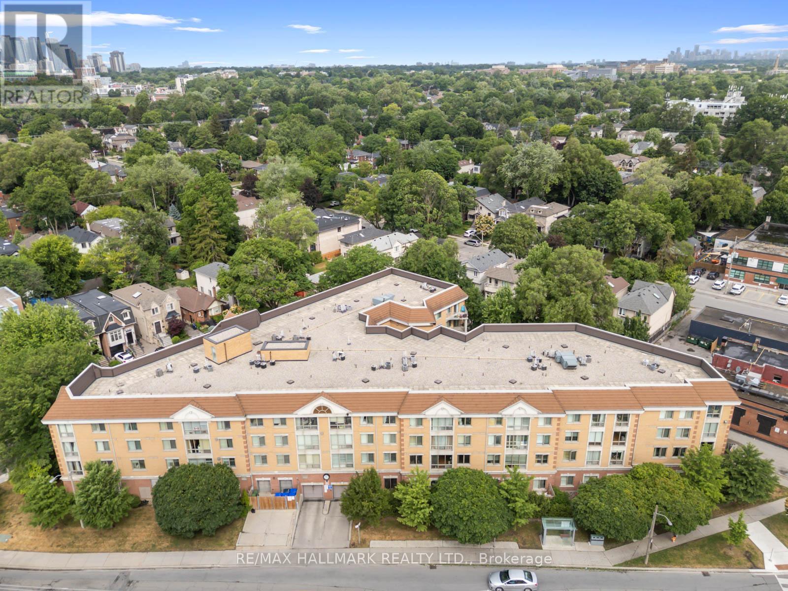 Photo 37 of 413 211 Randolph Road, Toronto ON