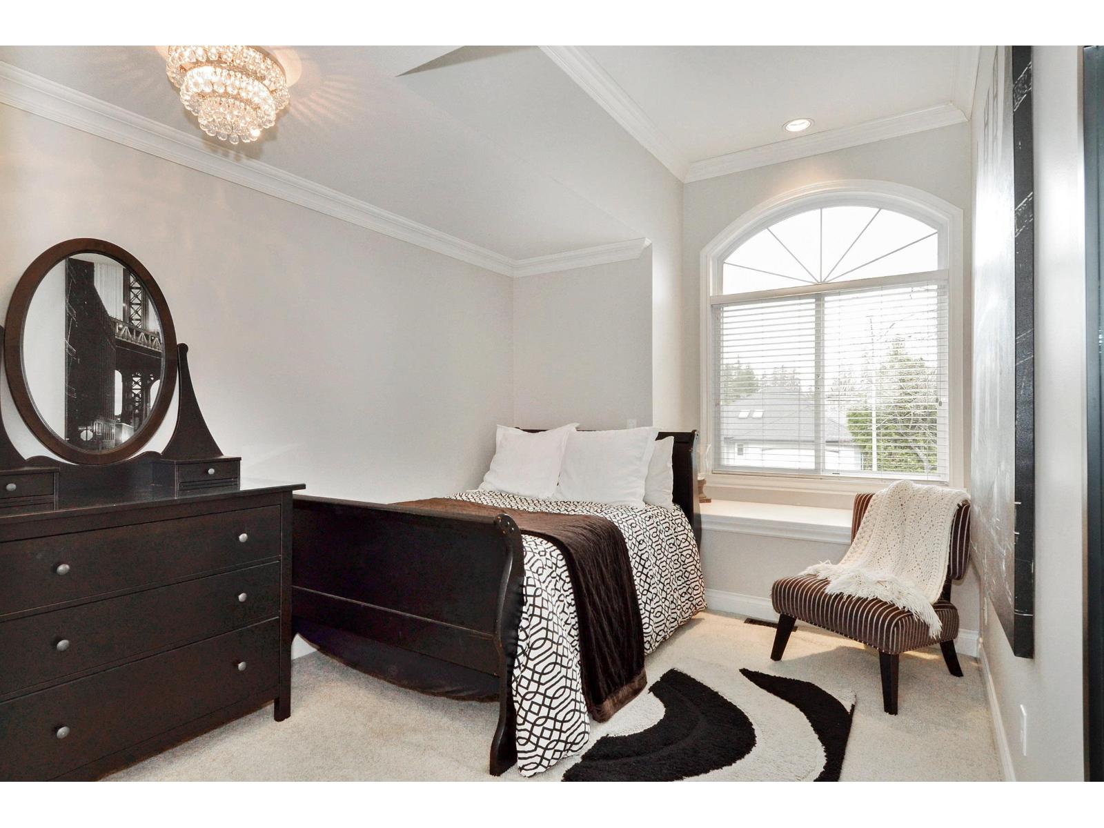 Photo 25 of 20974 44 Avenue, Langley BC
