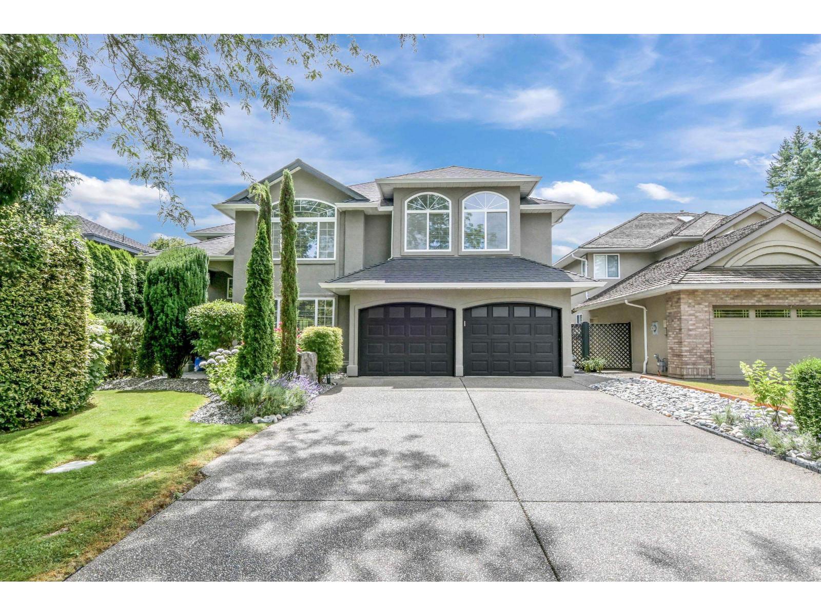 Photo 1 of 20974 44 Avenue, Langley BC