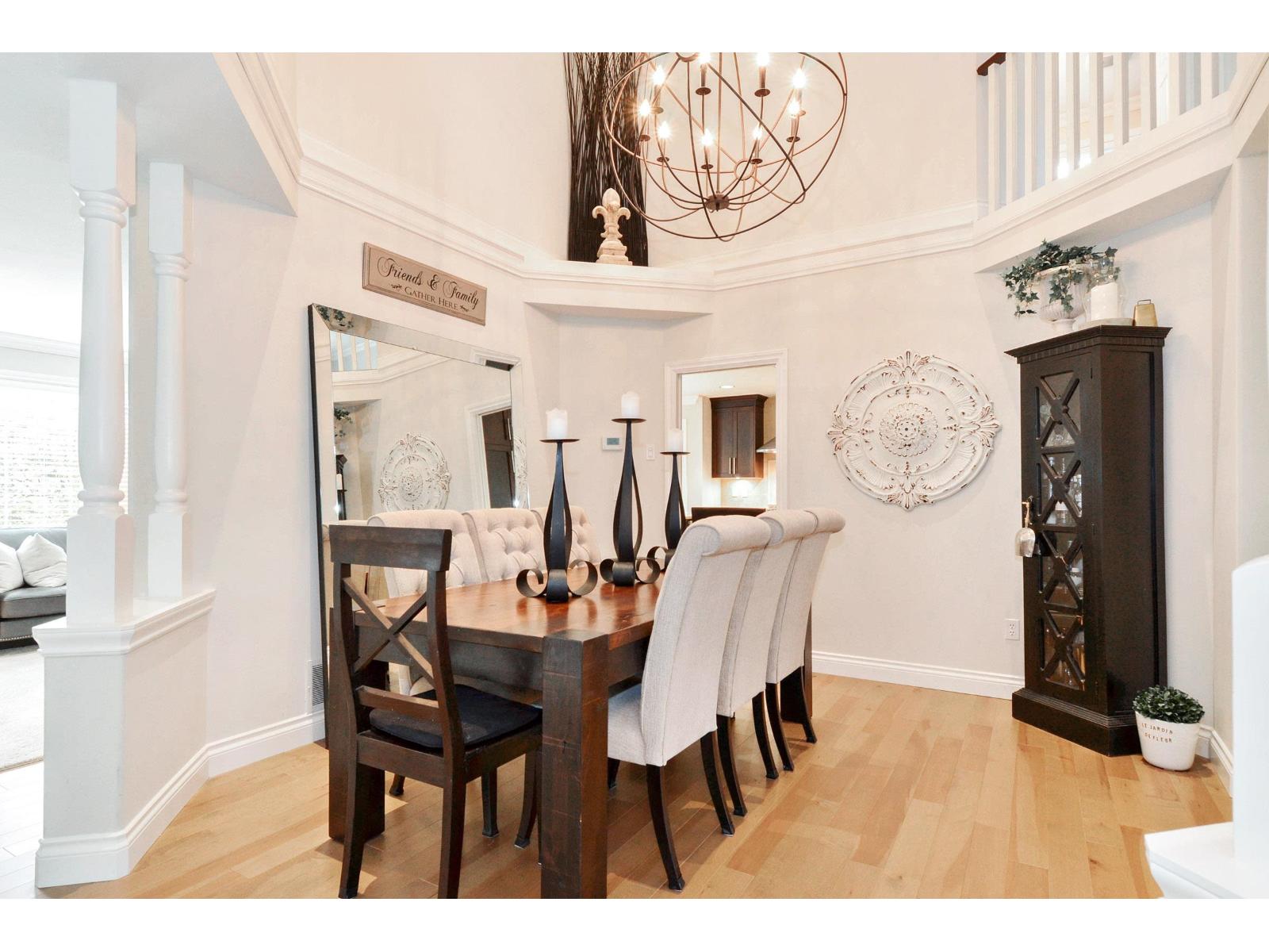 Photo 9 of 20974 44 Avenue, Langley BC