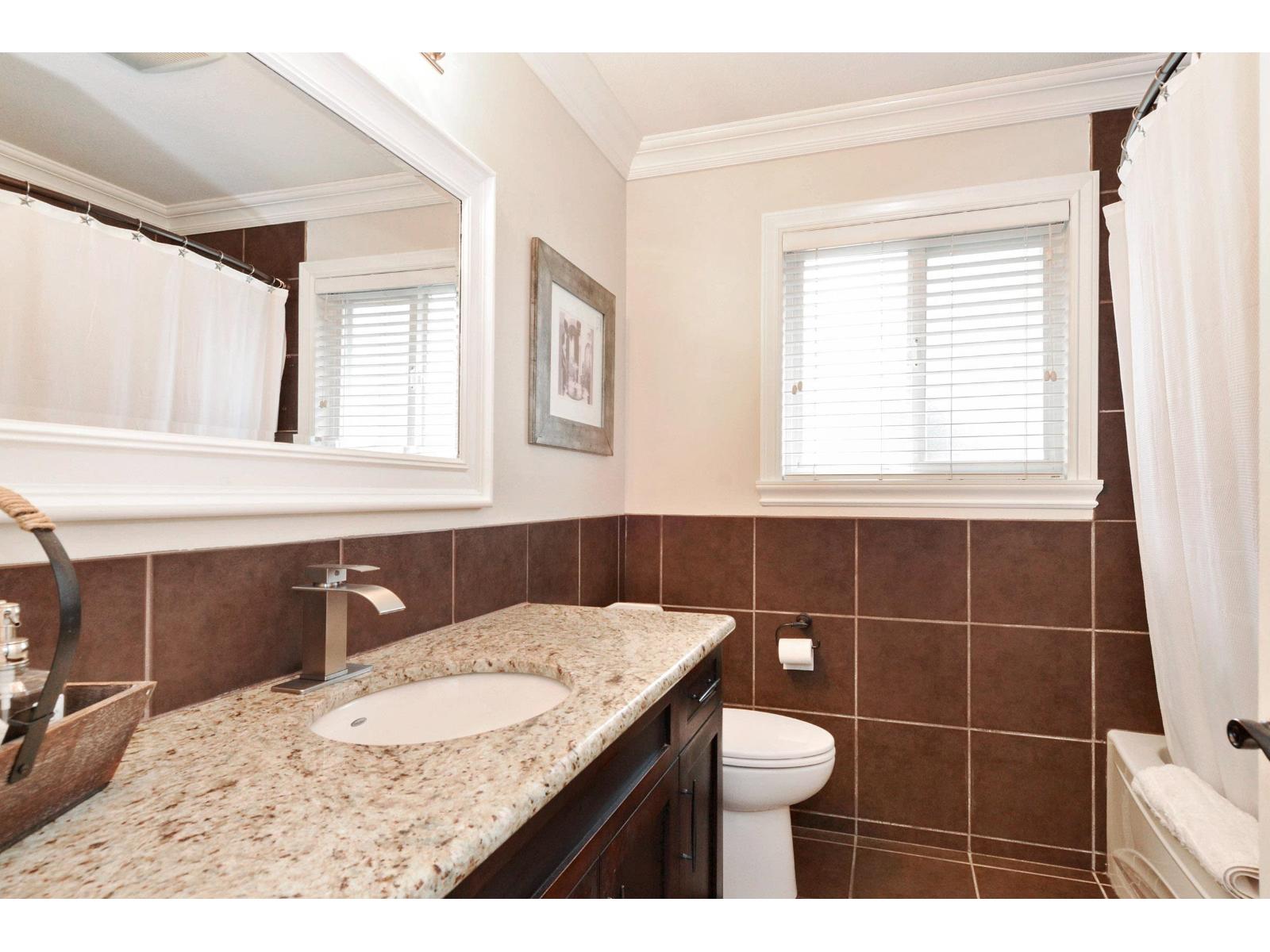 Photo 27 of 20974 44 Avenue, Langley BC