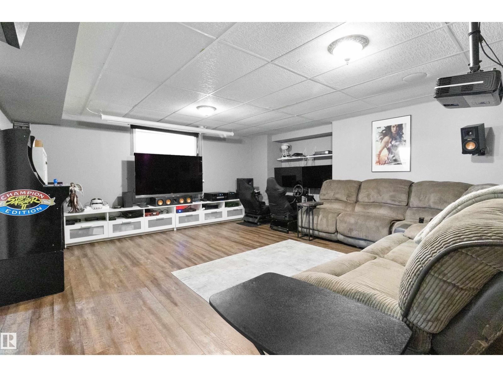 Photo 21 of 13116 36 St Nw, Edmonton AB