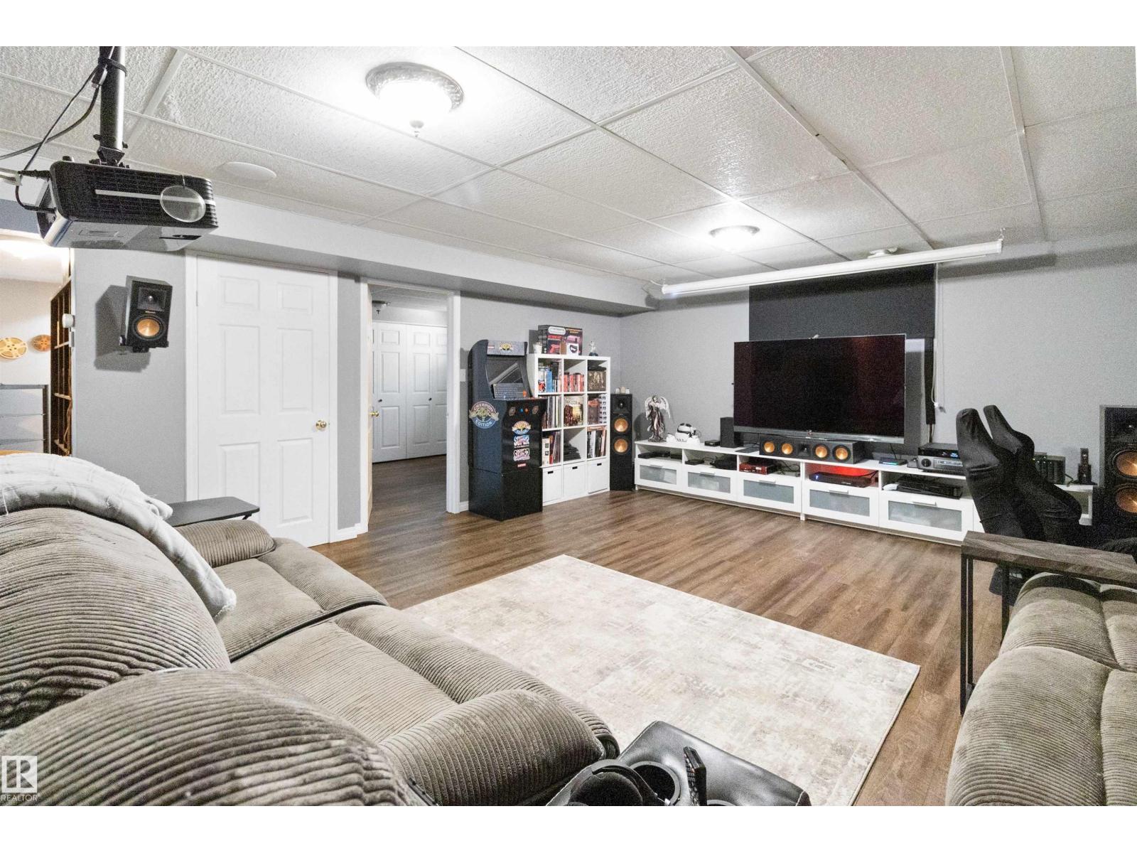 Photo 23 of 13116 36 St Nw, Edmonton AB