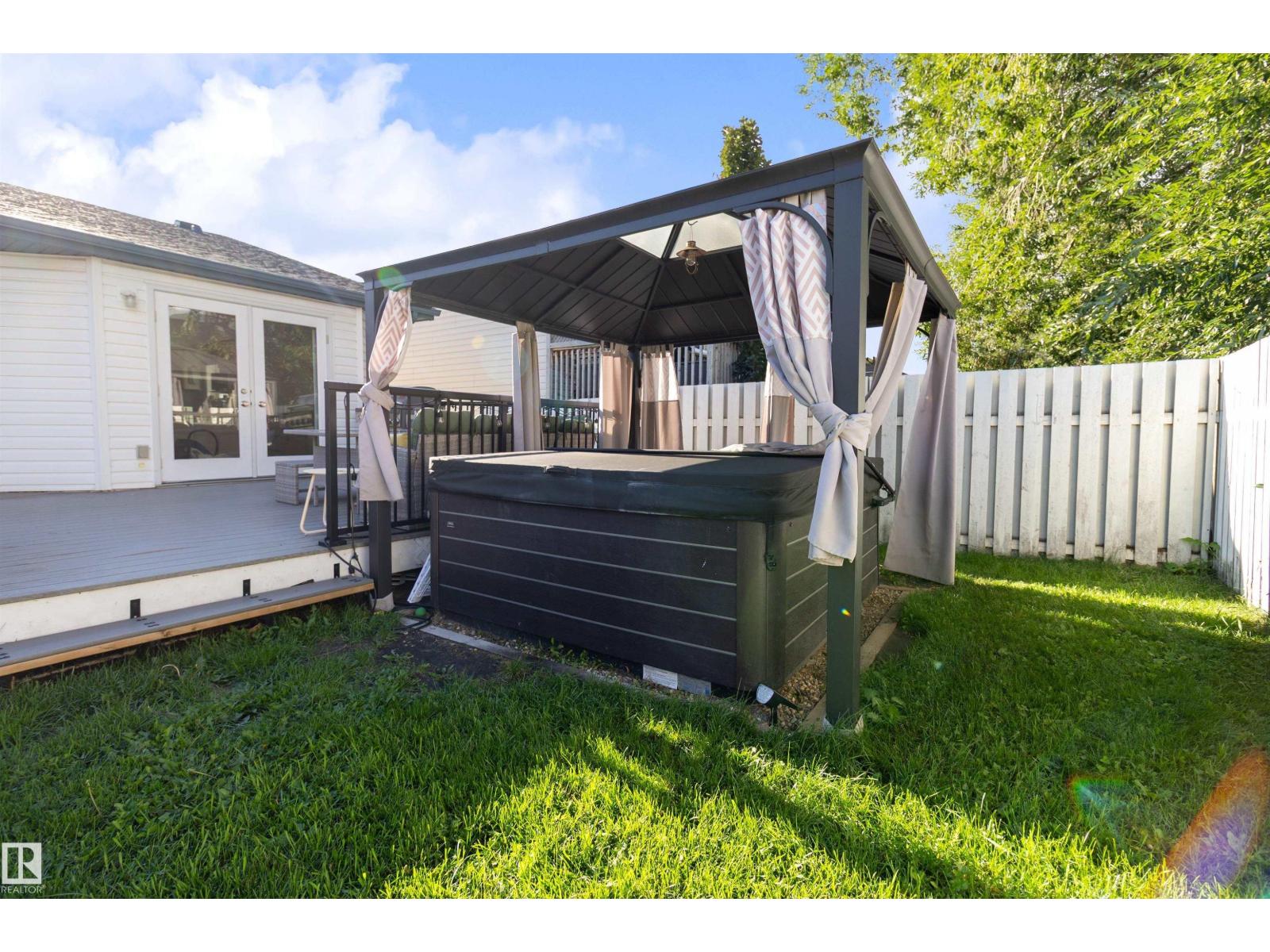 Photo 29 of 13116 36 St Nw, Edmonton AB