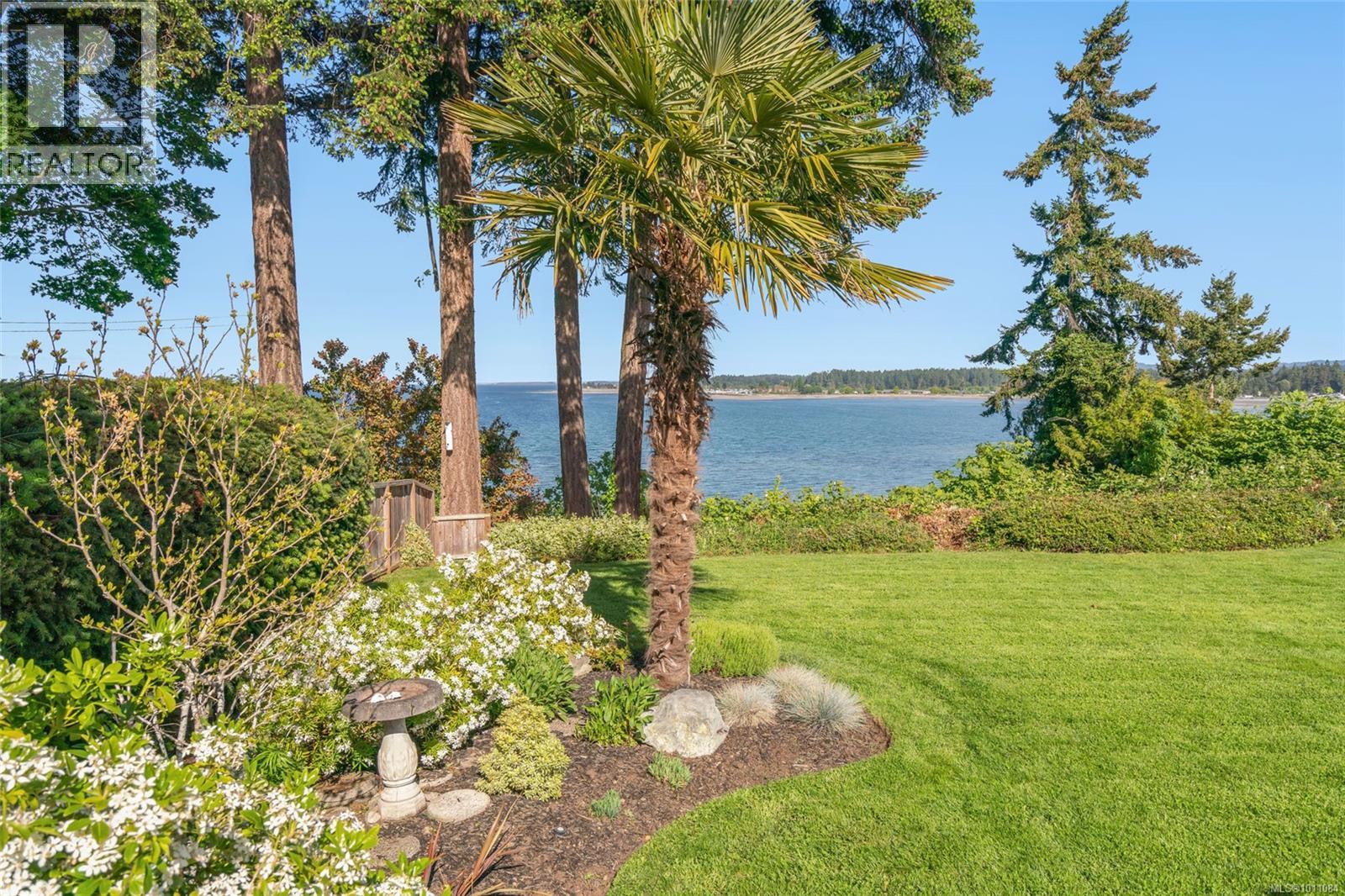 Photo 28 of 428 Dogwood St N, Parksville BC