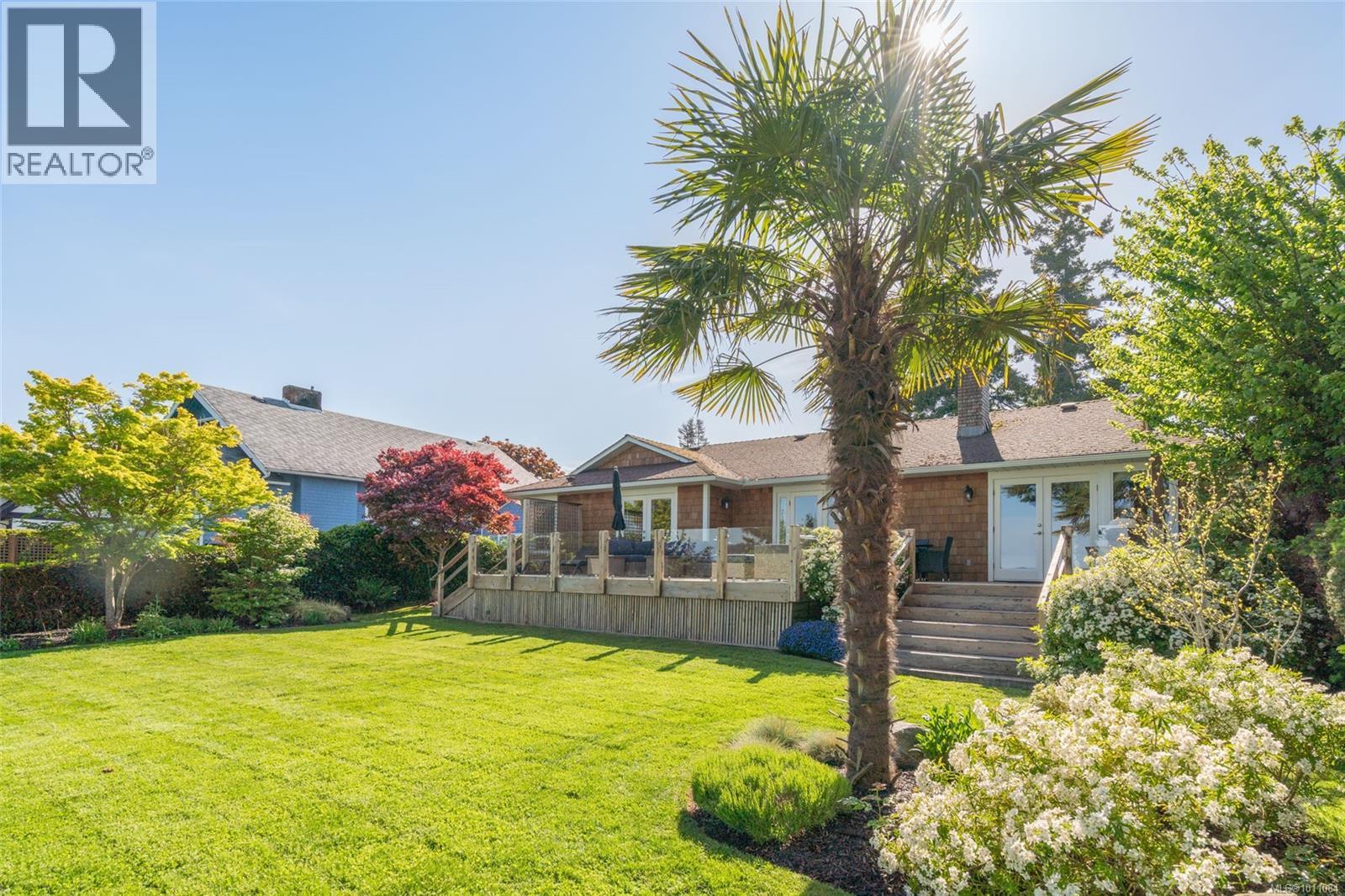 Photo 31 of 428 Dogwood St N, Parksville BC