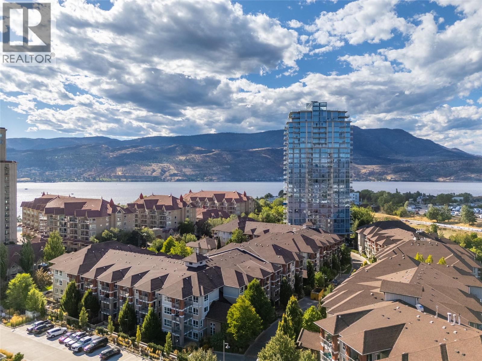 1904 1075 Sunset Drive, Kelowna