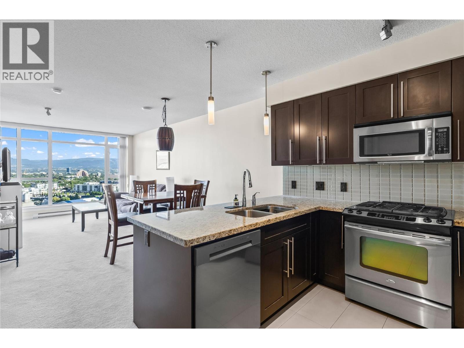 1904 1075 Sunset Drive, Kelowna
