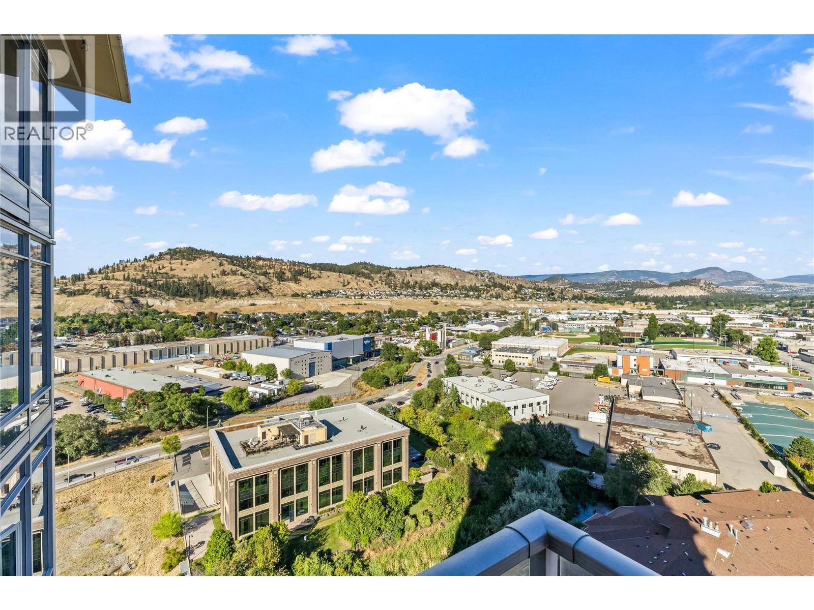 1904 1075 Sunset Drive, Kelowna