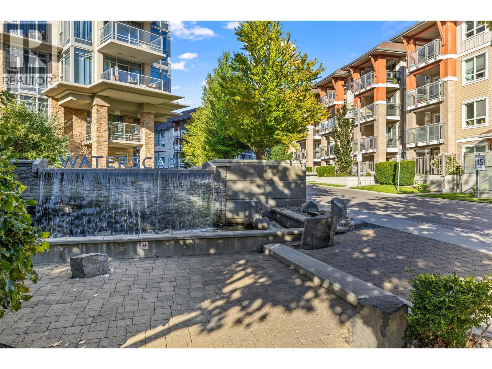 1904 1075 Sunset Drive, Kelowna