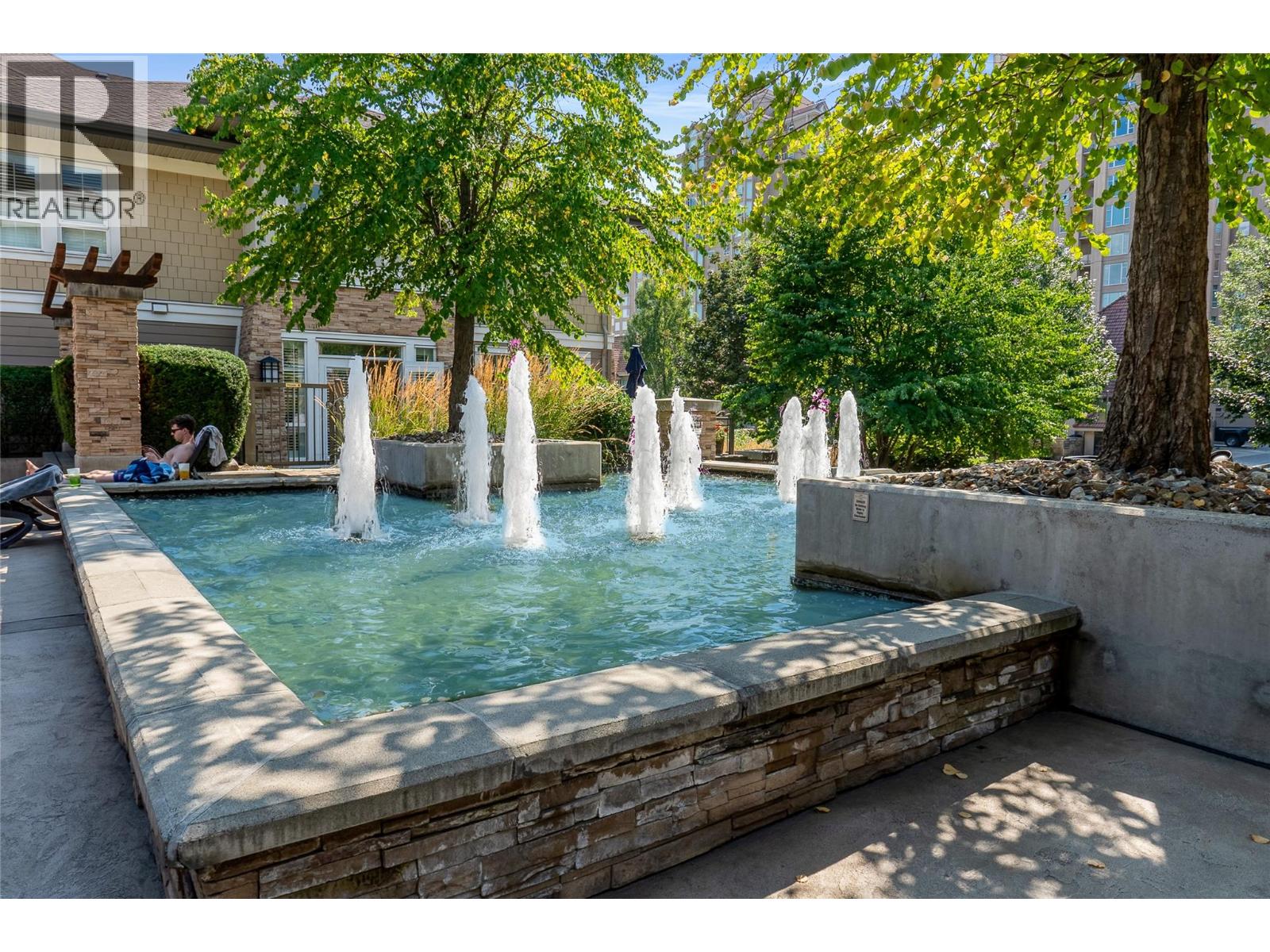 1904 1075 Sunset Drive, Kelowna