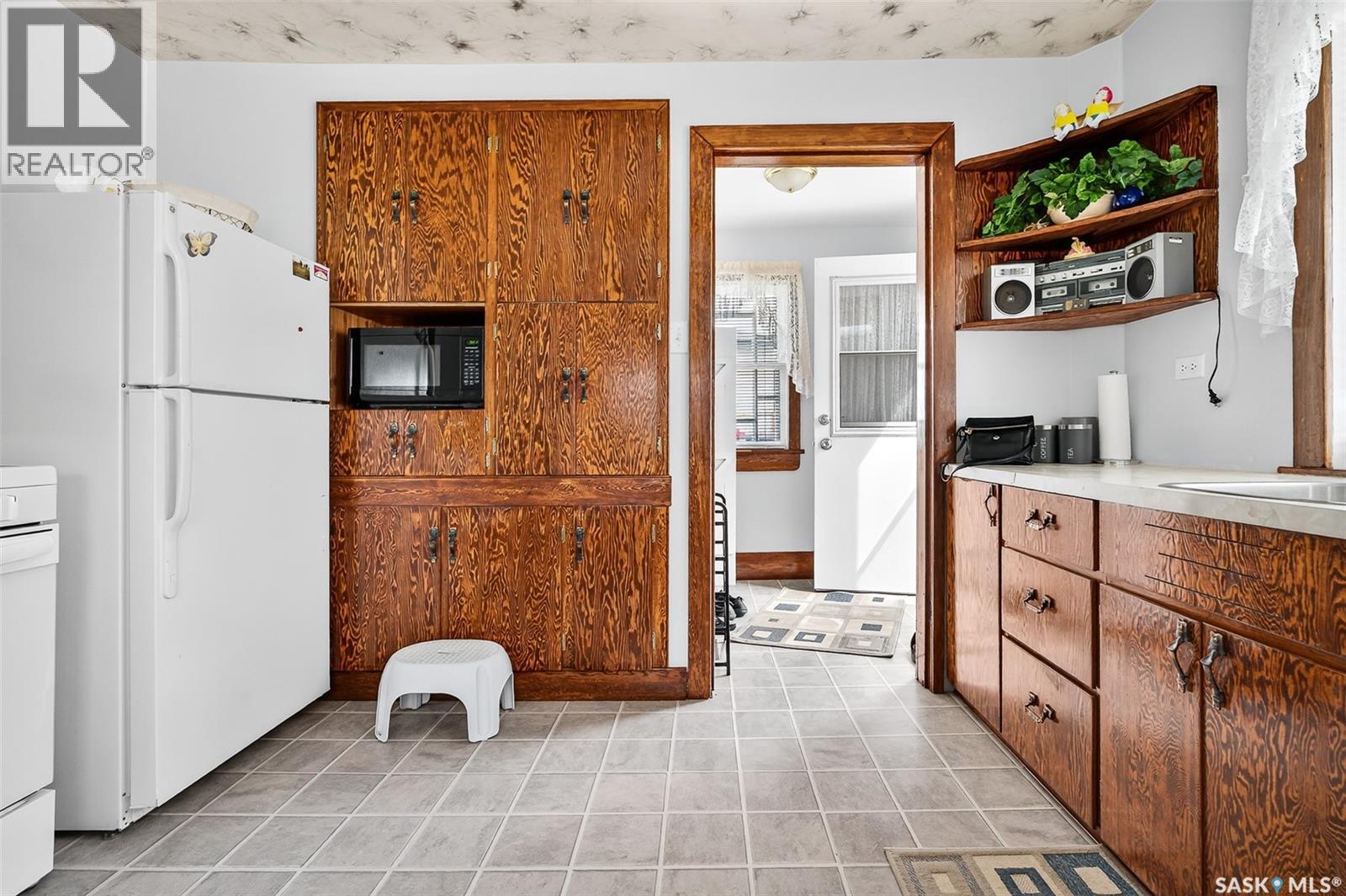 Photo 22 of 1233 Duffield Street W, Moose Jaw SK