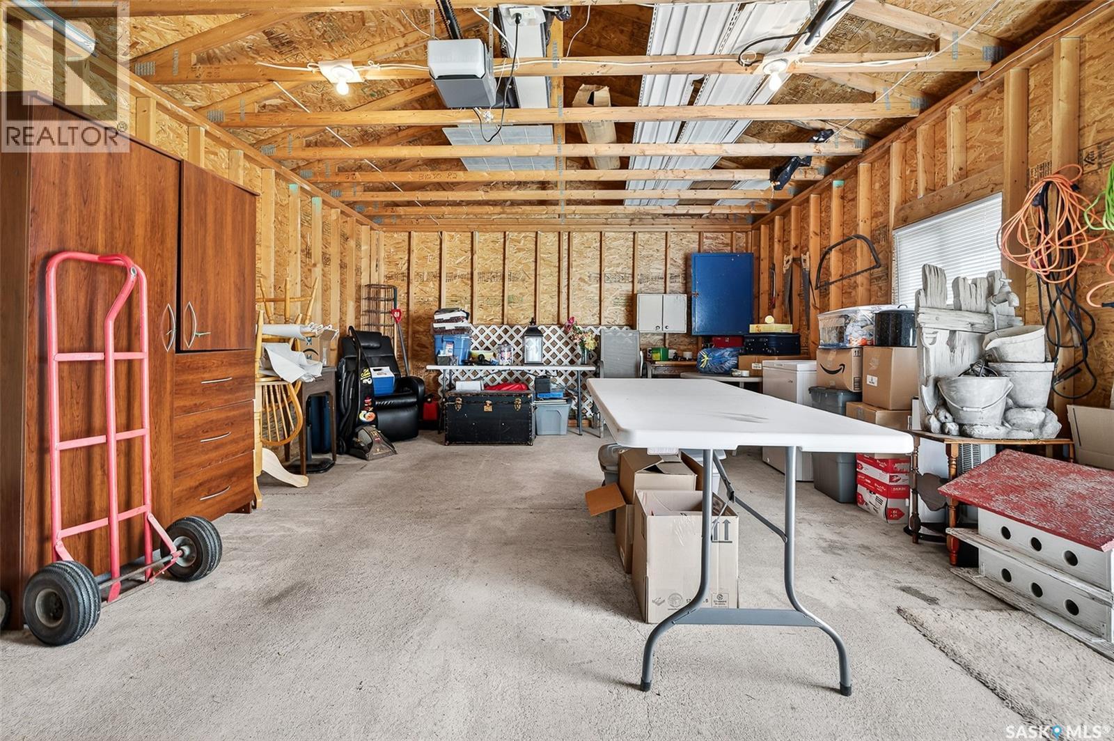 Photo 26 of 1233 Duffield Street W, Moose Jaw SK