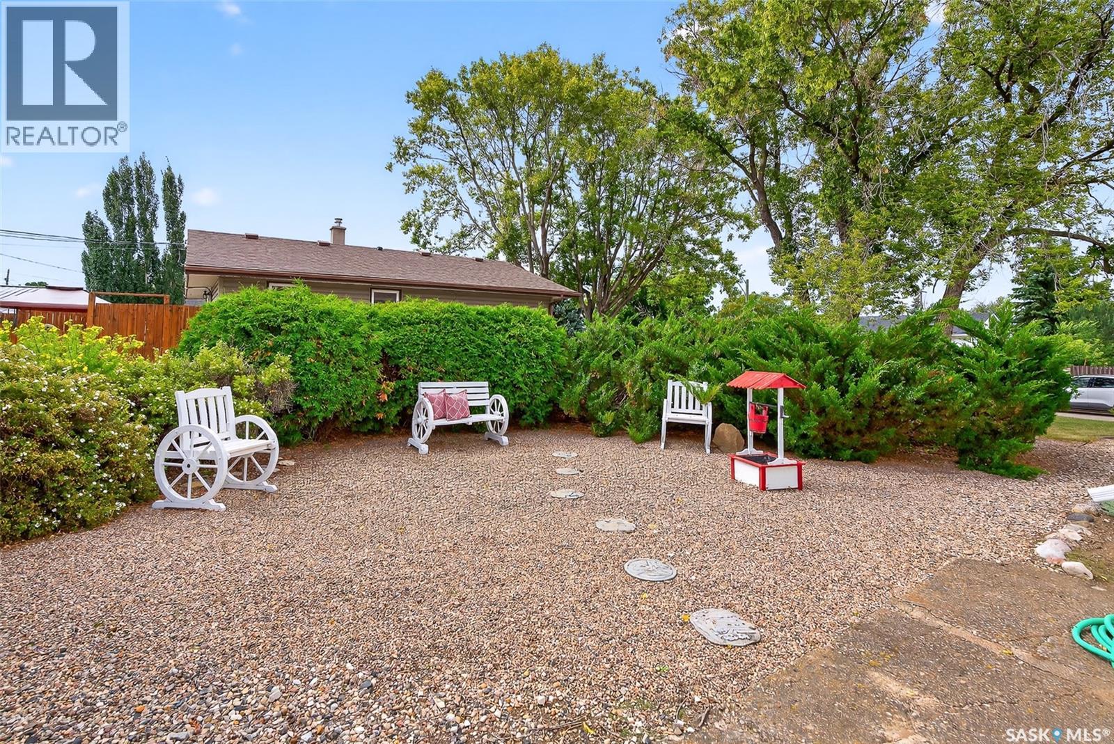 Photo 1 of 1233 Duffield Street W, Moose Jaw SK