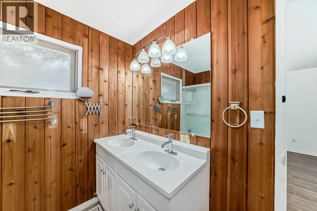 Single Family House 4 Level for Sale in   dalhousie Drive NW Dalhousie Calgary 