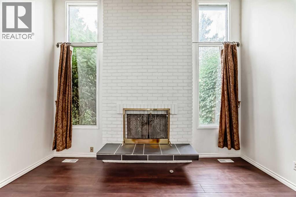 Single Family House 4 Level for Sale in   dalhousie Drive NW Dalhousie Calgary 