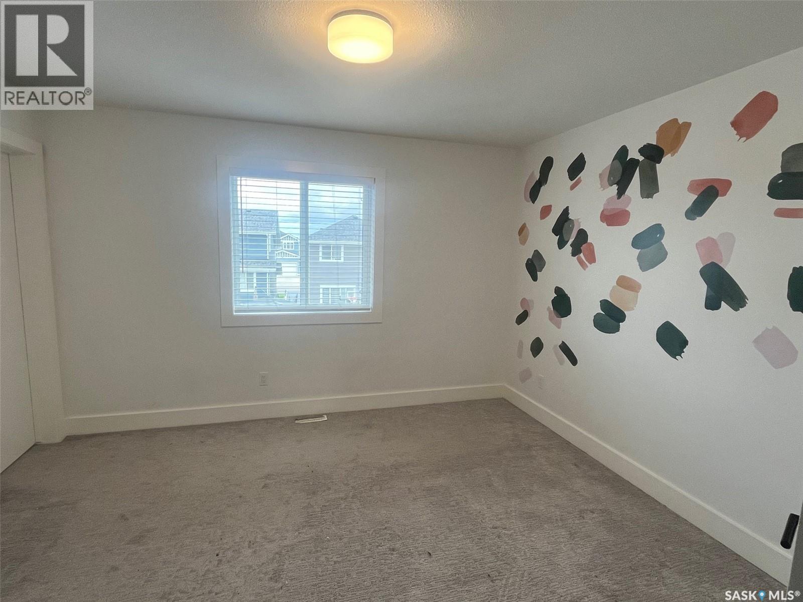Photo 9 of 1026 Stilling Street, Saskatoon SK