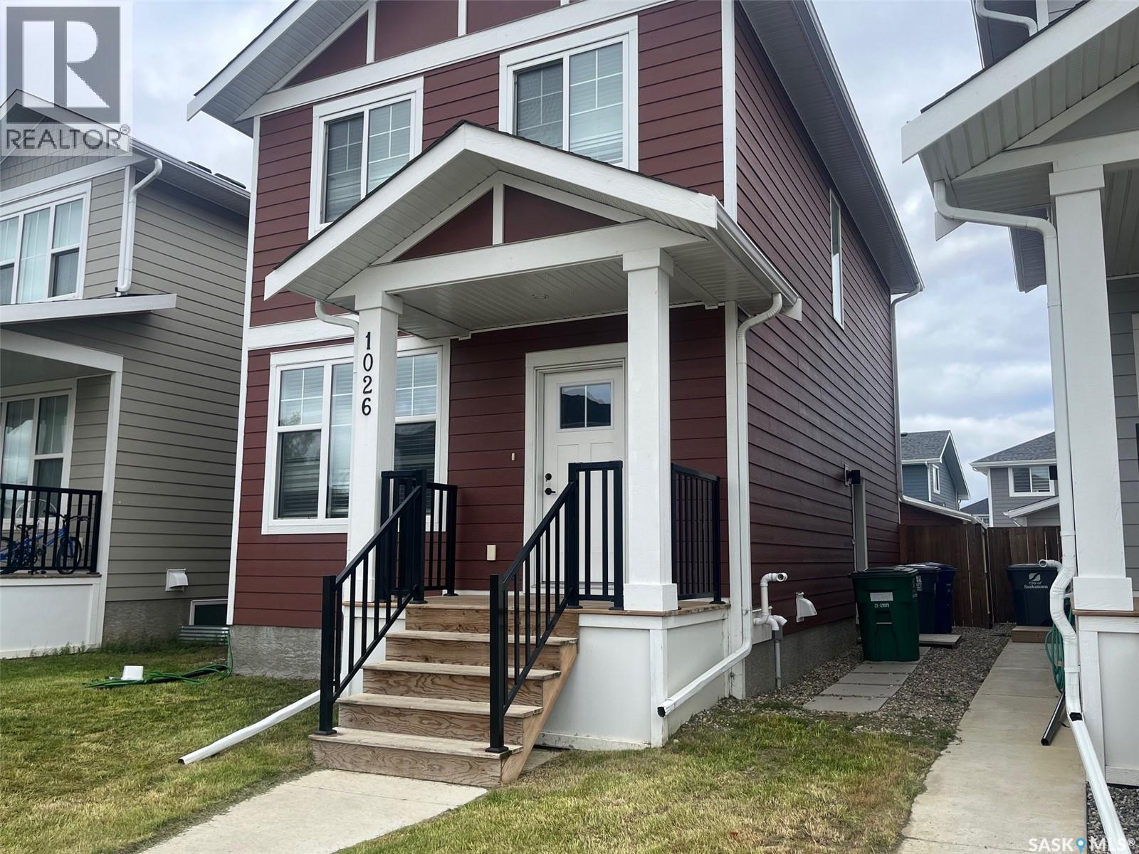 Photo 2 of 1026 Stilling Street, Saskatoon SK
