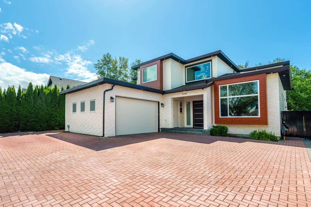 Photo 2 of 6711 123 A Street, Surrey BC