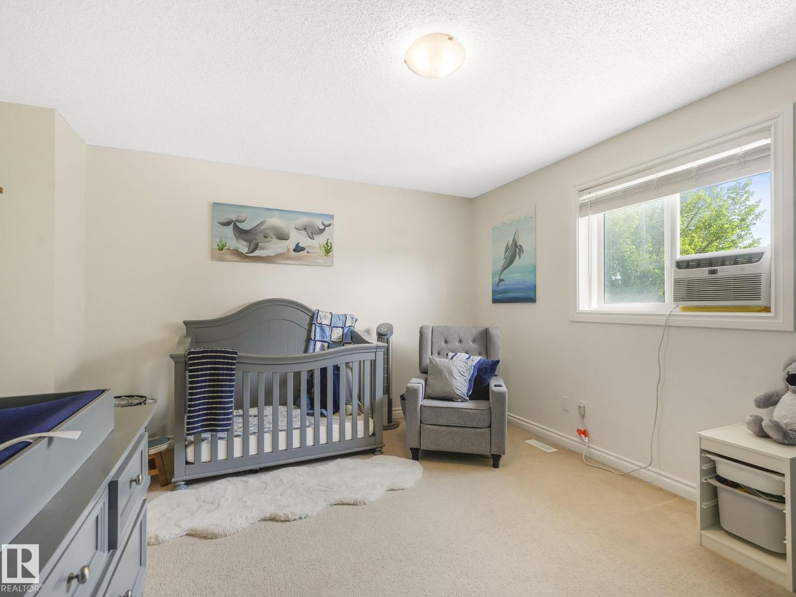 Photo 21 of 11 451 Hyndman Cr Nw, Edmonton AB