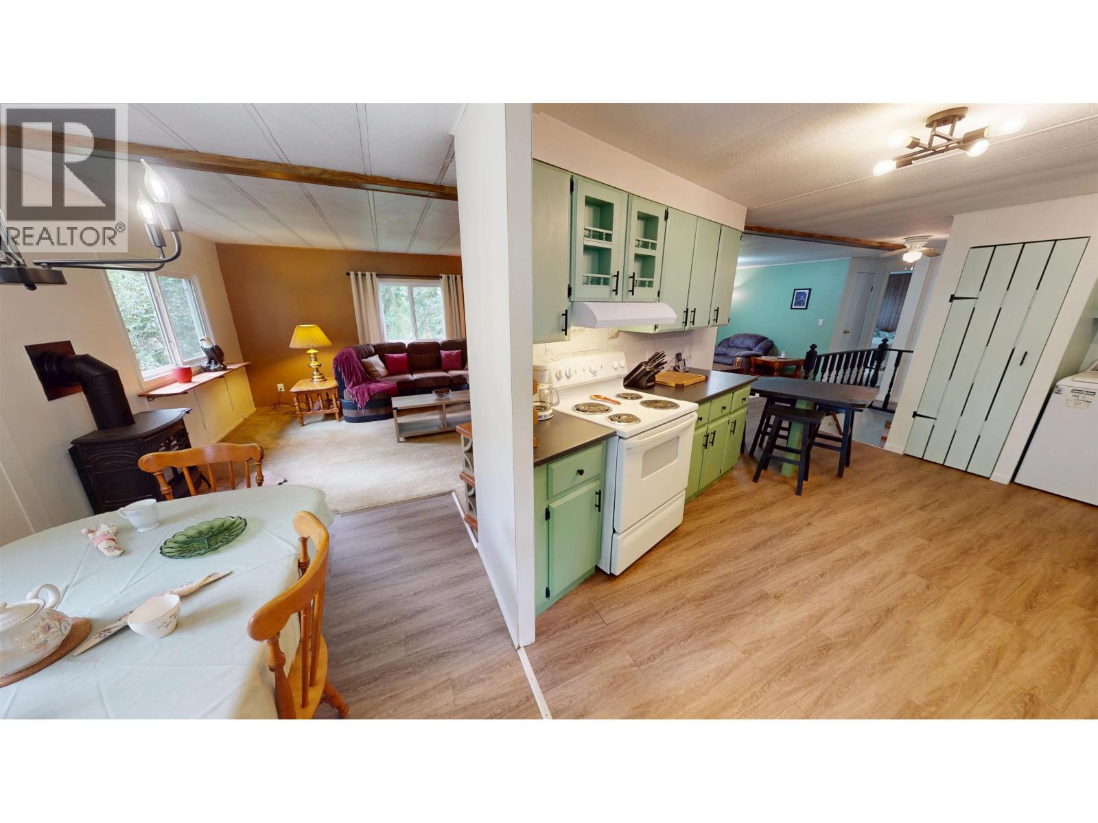 Photo 9 of 5016 Bartels Road, Quesnel BC