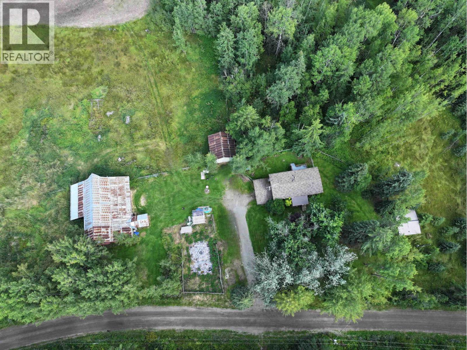 Photo 5 of 5016 Bartels Road, Quesnel BC