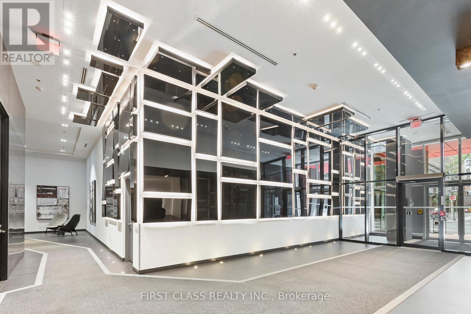 Photo 4 of 2408 318 Richmond Street, Toronto ON