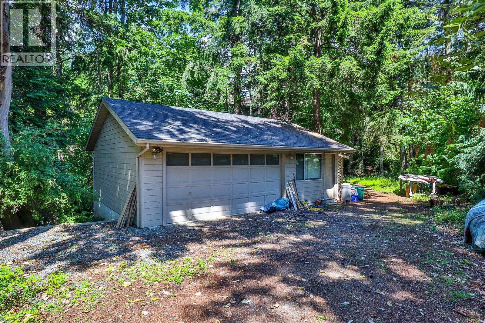 6488 Nevilane Dr, Duncan