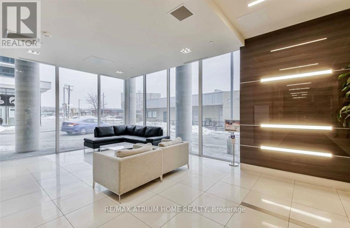 Photo 2 of 508 9618 Yonge Street, Richmond Hill ON