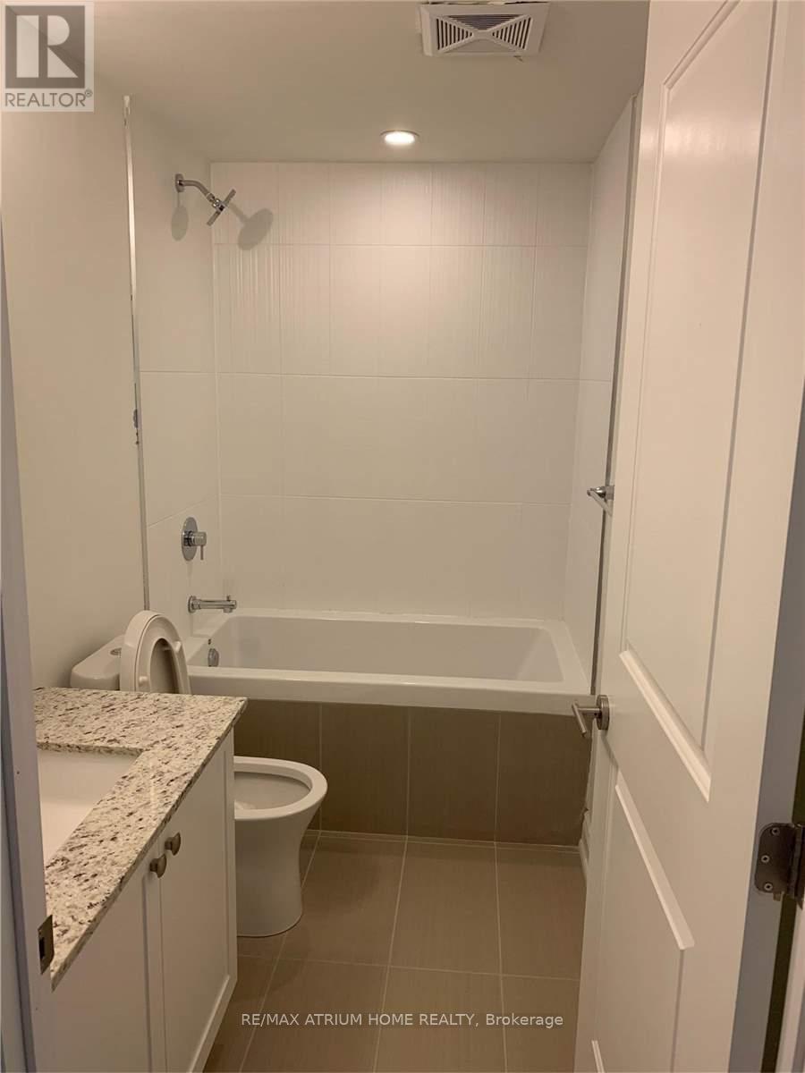 Photo 4 of 508 9618 Yonge Street, Richmond Hill ON