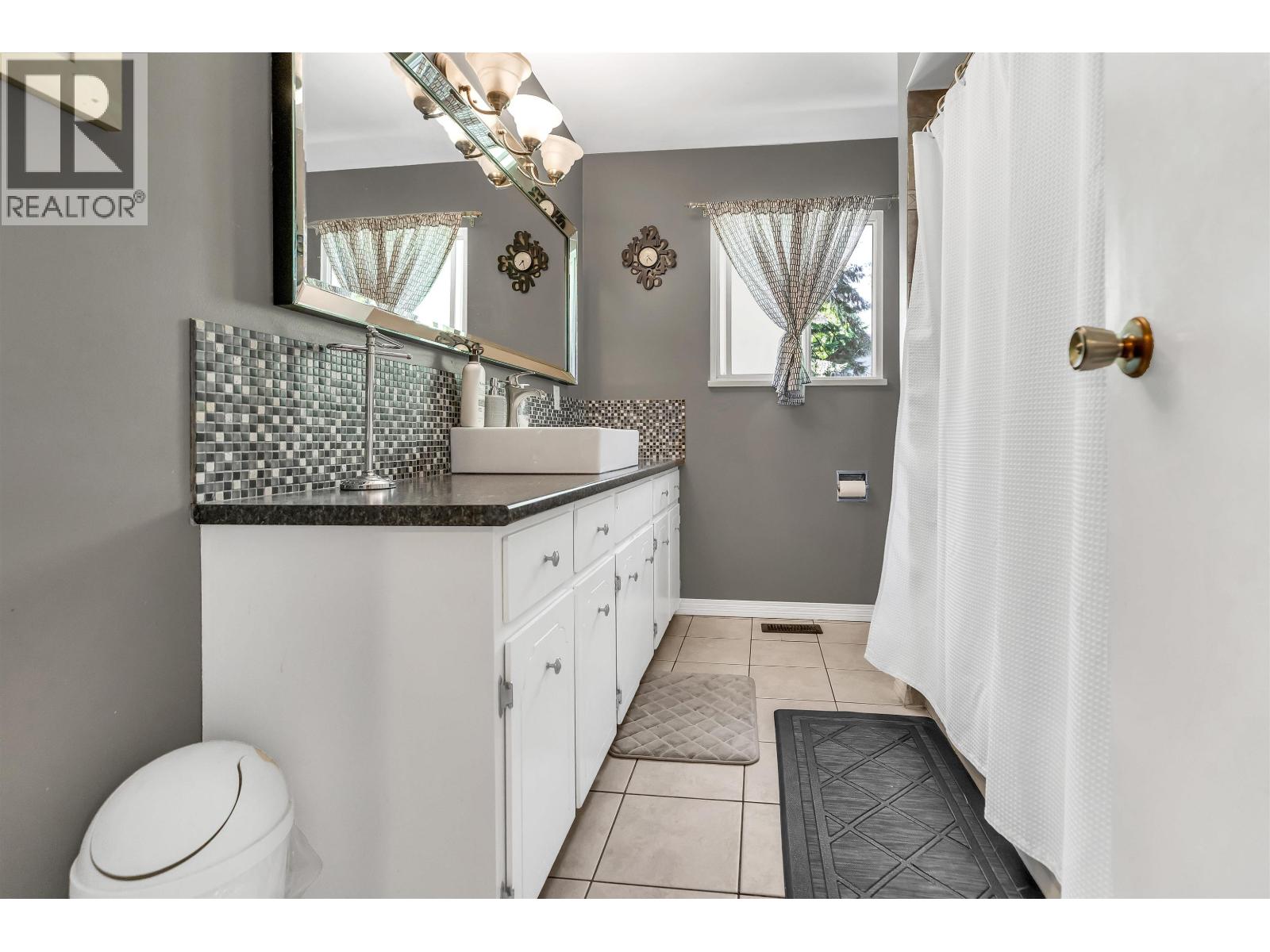 Photo 26 of 1609 Kent Avenue, Port Coquitlam BC