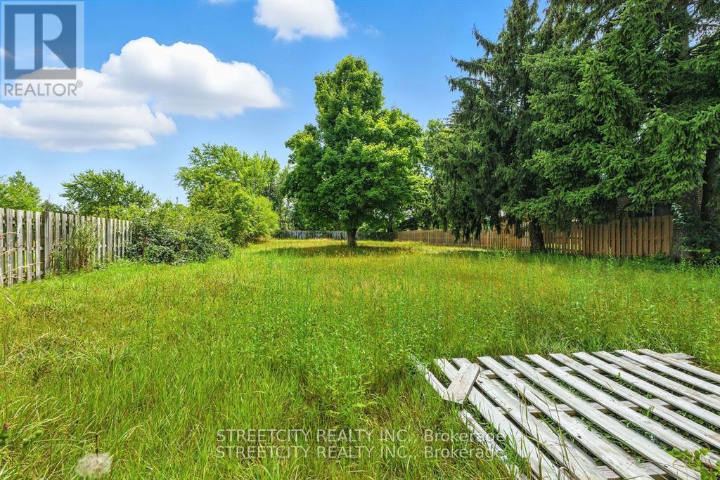 Photo 1 of 2251 Trafalgar Street, London East ON