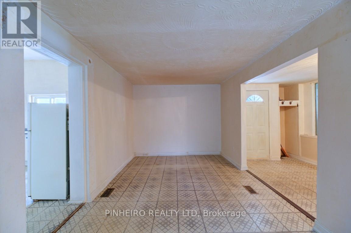 Photo 14 of 161 Dreaney Avenue, London East ON