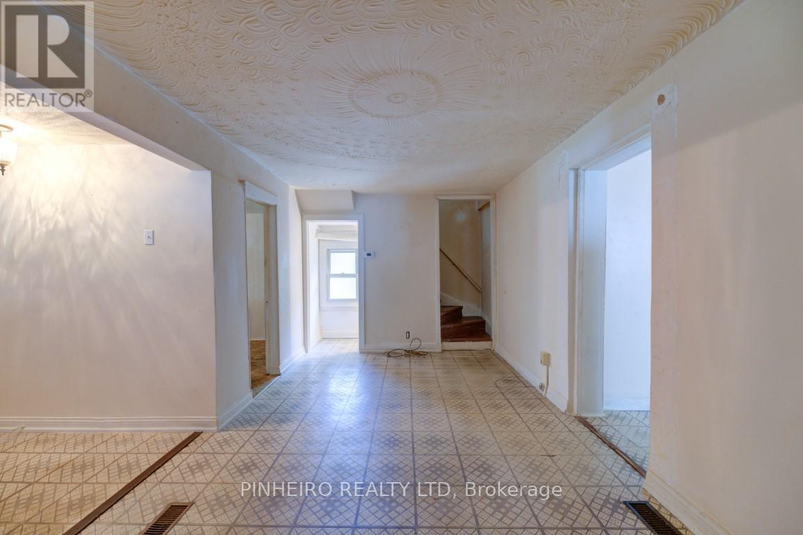 Photo 15 of 161 Dreaney Avenue, London East ON