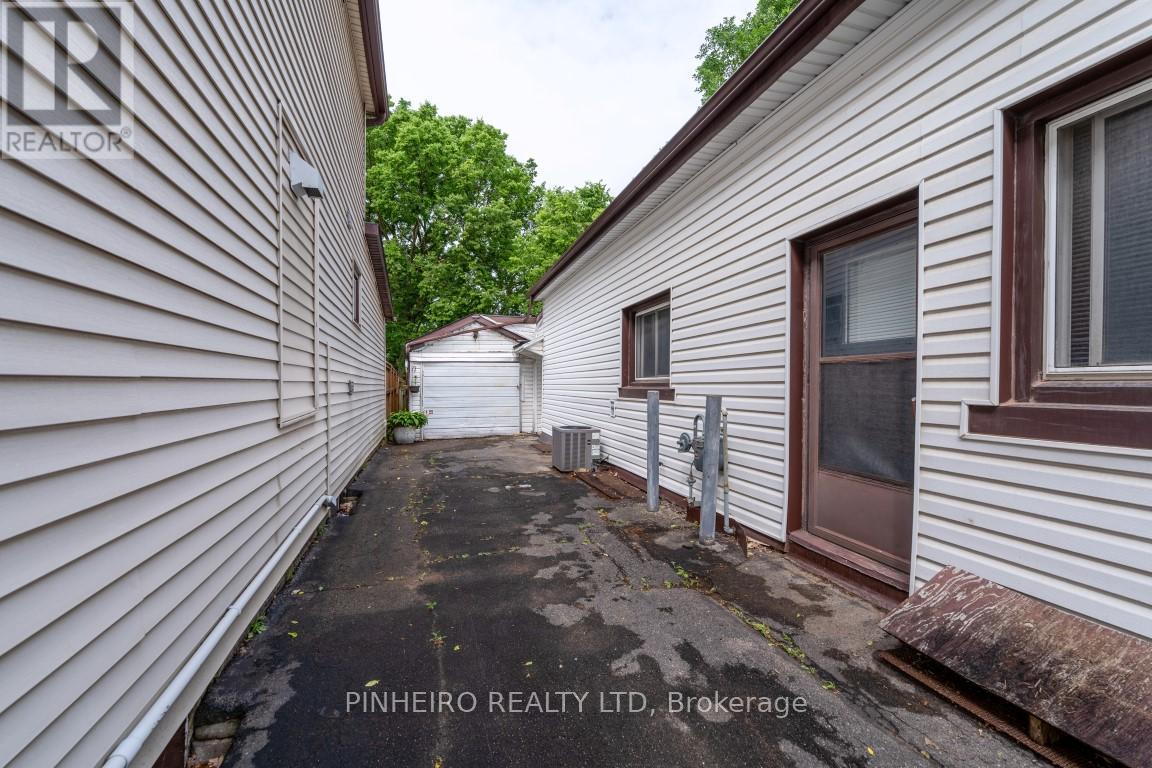 Photo 27 of 161 Dreaney Avenue, London East ON
