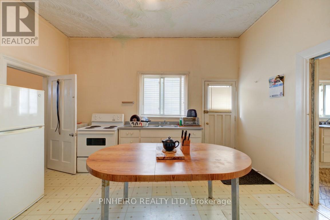 Photo 6 of 161 Dreaney Avenue, London East ON