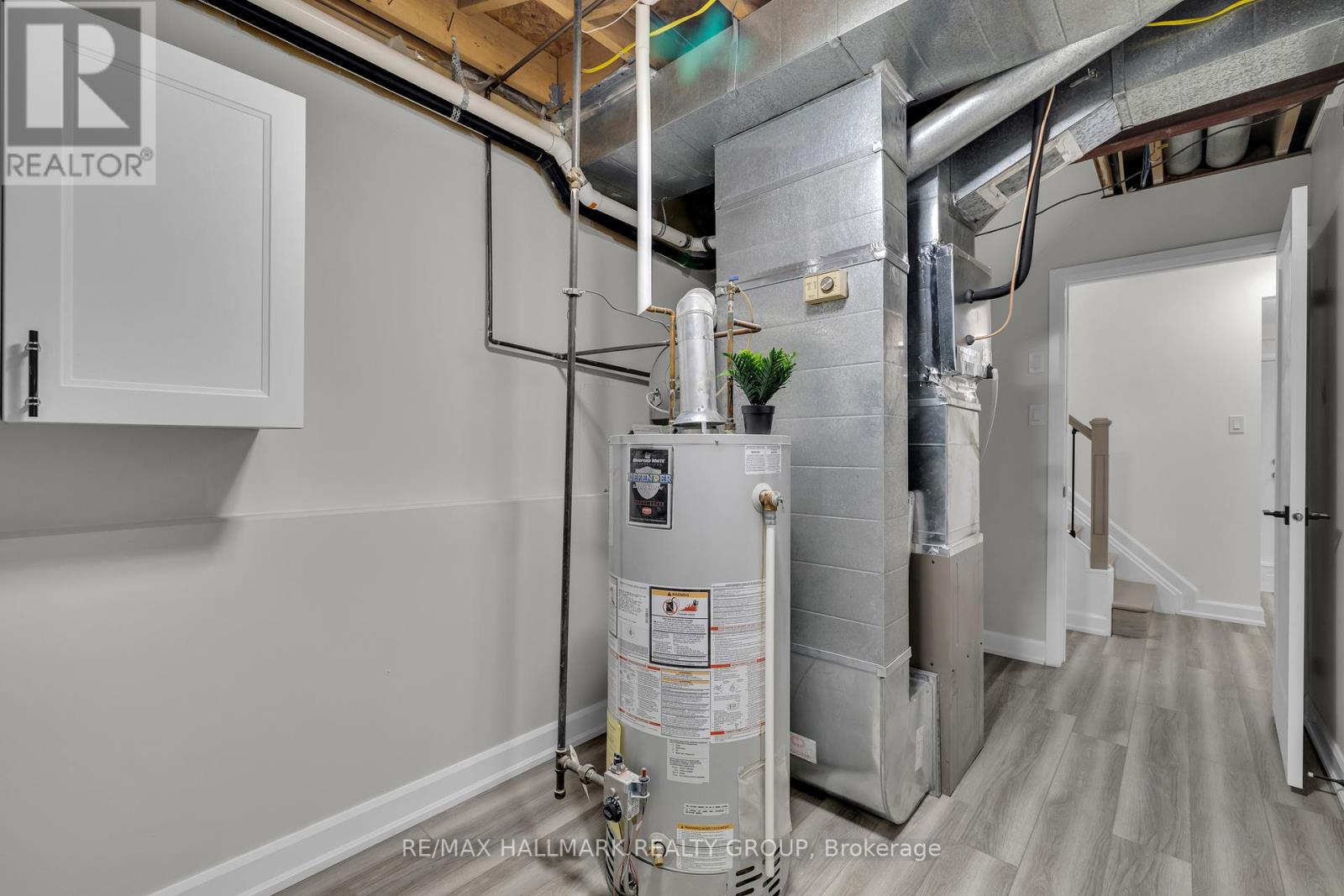 Photo 47 of 213 Booth Street, Ottawa ON