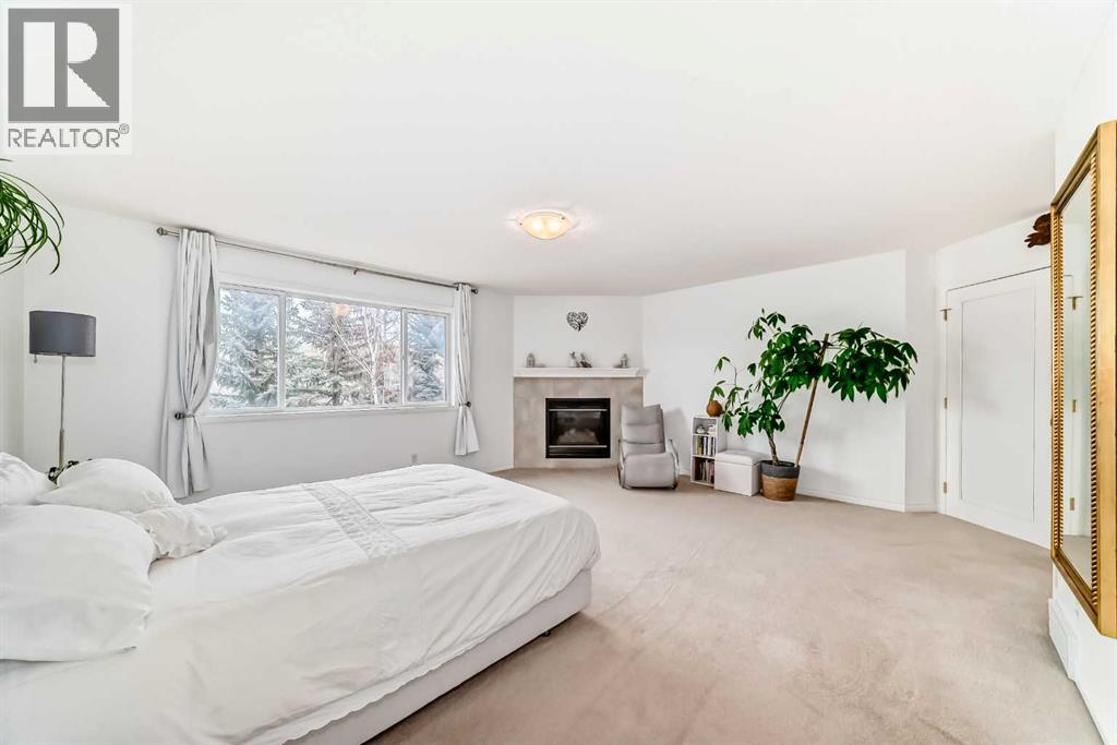 Single Family House for Sale in  Sierra Madre Court SW Signal Hill Calgary 