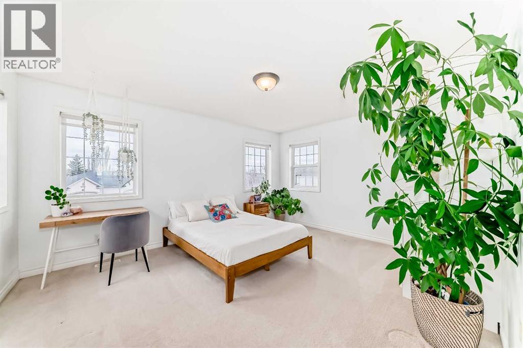 Single Family House for Sale in  Sierra Madre Court SW Signal Hill Calgary 