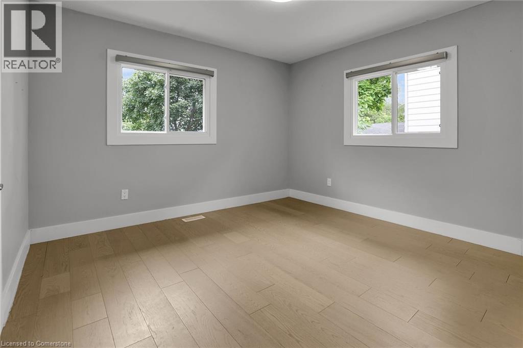 Photo 17 of 6 Lincoln Avenue, Grimsby ON
