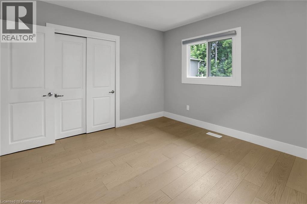 Photo 19 of 6 Lincoln Avenue, Grimsby ON
