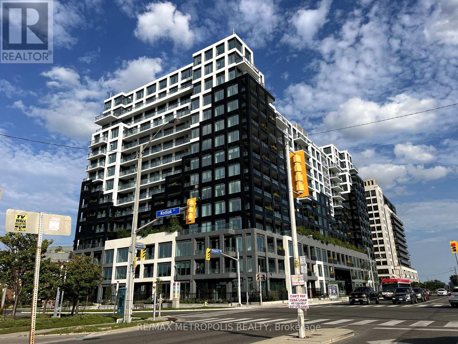 Photo 2 of 118 1100 Sheppard Avenue W, Toronto ON